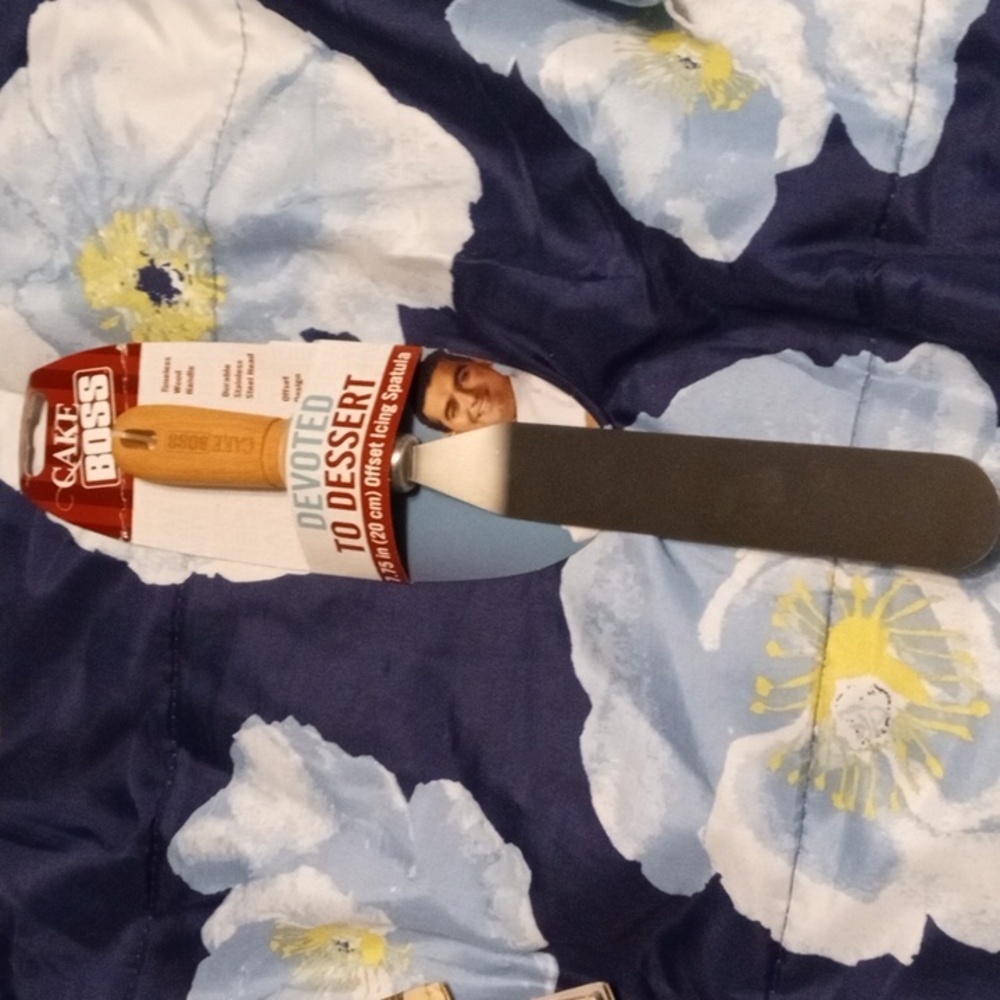 New cake boss spatula